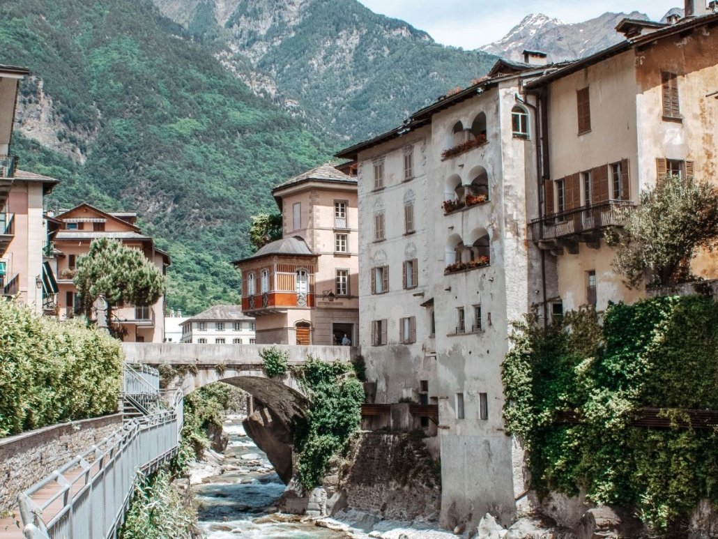 Cosa vedere a Chiavenna, il paese dei crotti