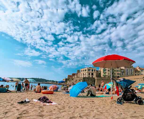 Spiagge raggiungibili in treno in Costa Azzurra ad Antibes